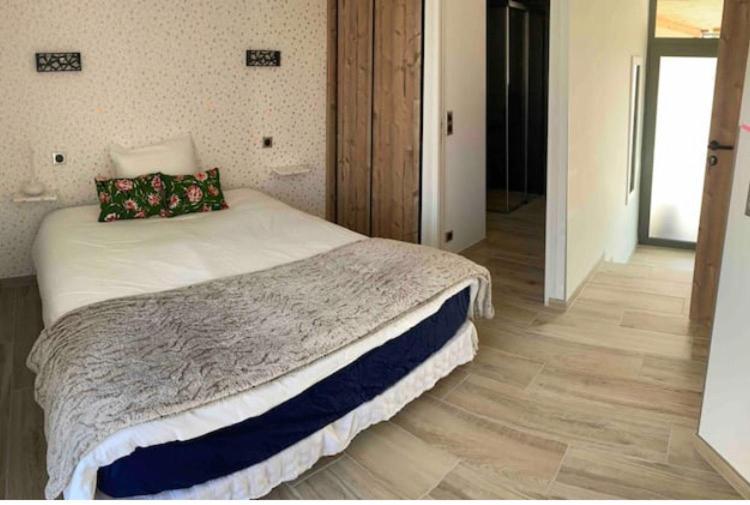 Chambre Avec Salle De Bains Privative Hermonville ภายนอก รูปภาพ